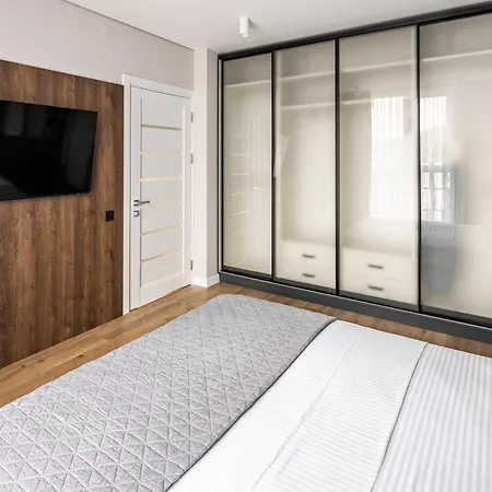 Avalon Premium Two Bedrooms Apartment Lviv