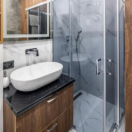Avalon Premium Two Bedrooms Apartment